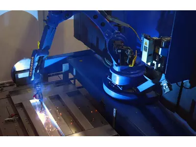 Roboterzelle für Großteile